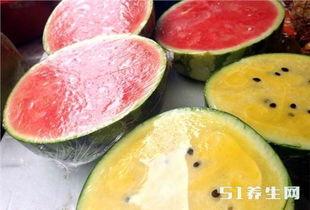 吃瓜啃桃,探寻夏日消暑美食之旅