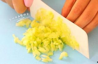 形容安静的吃瓜,品味宁静中的美食时光